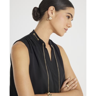 Black Chain Detail Shell Top