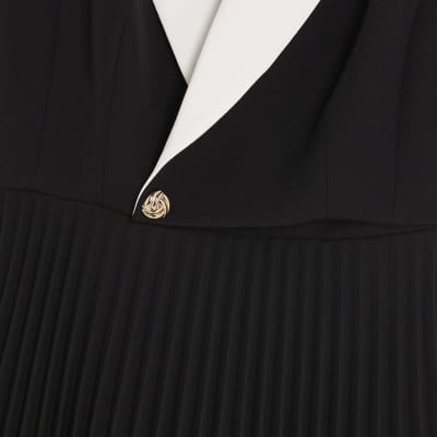 Black Collared Pleated Mini Dress