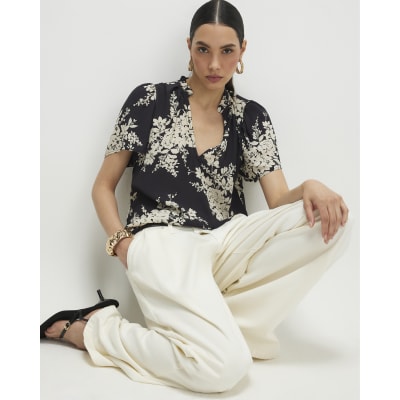 Black Floral Short Sleeve Top