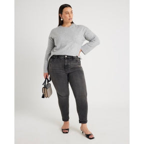 Black High Rise Mom Jeans