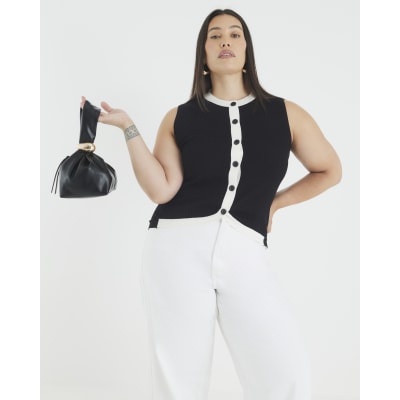 Black Knit Curved Hem Ribbed Top