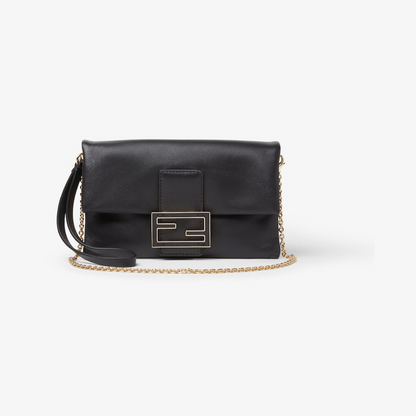 Black nappa leather pochette