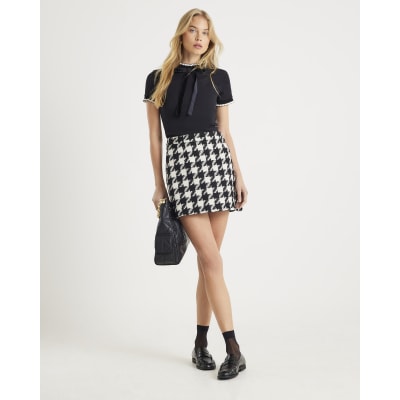 Black Ribbed Short Sleeve Bow Neck Fitted Top