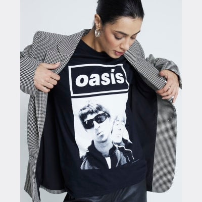Black Short Sleeve Oasis T-shirt