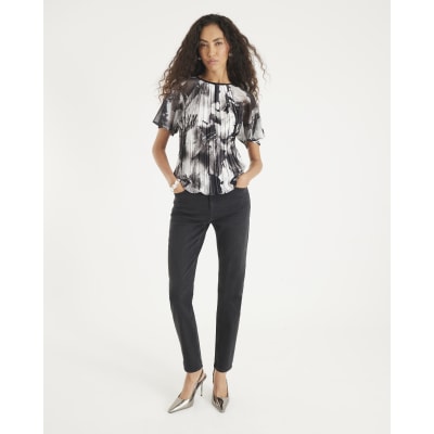 Black Short Sleeve Pleated Hybrid Top