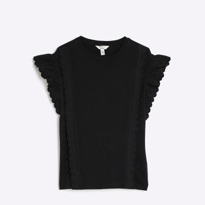Black Short Sleeve Scallop Trim T-Shirt