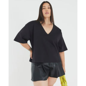 Black Short Sleeve V Neck T-shirt