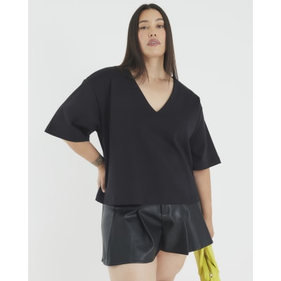 Black Short Sleeve V Neck T-shirt