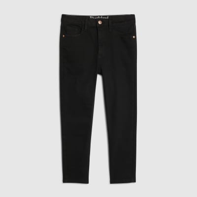 Black Skinny Capri Jeans