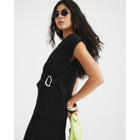 Black Sleeveless Plisse Wrap Top