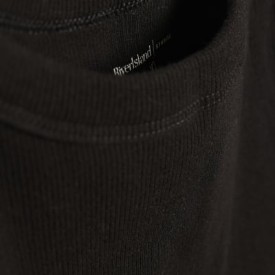 Black Sleeveless Ribbed Tank Top