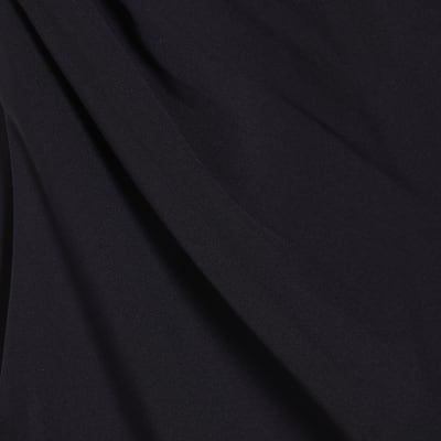 Black Sleeveless Slash Neck Top
