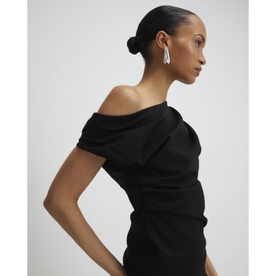 Black Stretch Sleeveless Drape Top
