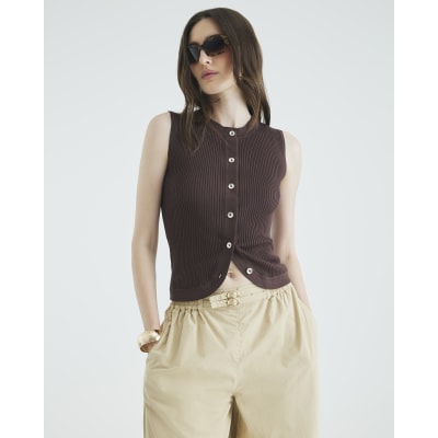 Brown Curved Hem Ribbed Top