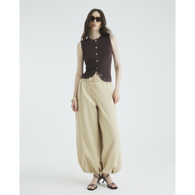Brown Curved Hem Ribbed Top