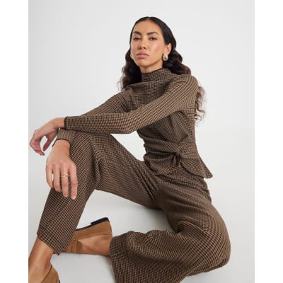 Brown Long Sleeve Twist Side Check Top