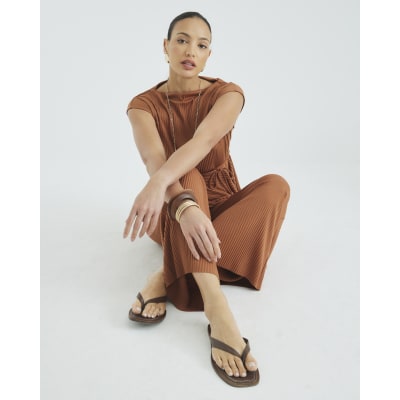 Brown Plisse Sleeveless Peplum Top