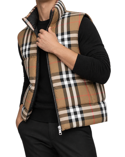 Burberry Men's gilet in Khaki