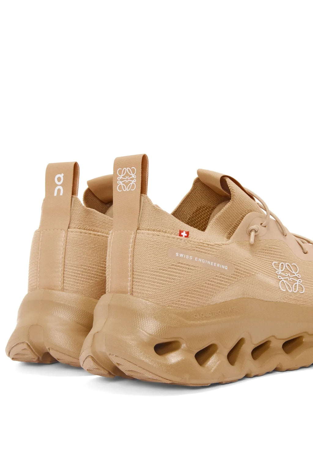 On Running Loewe x Cloudtilt 'Dark Sand'