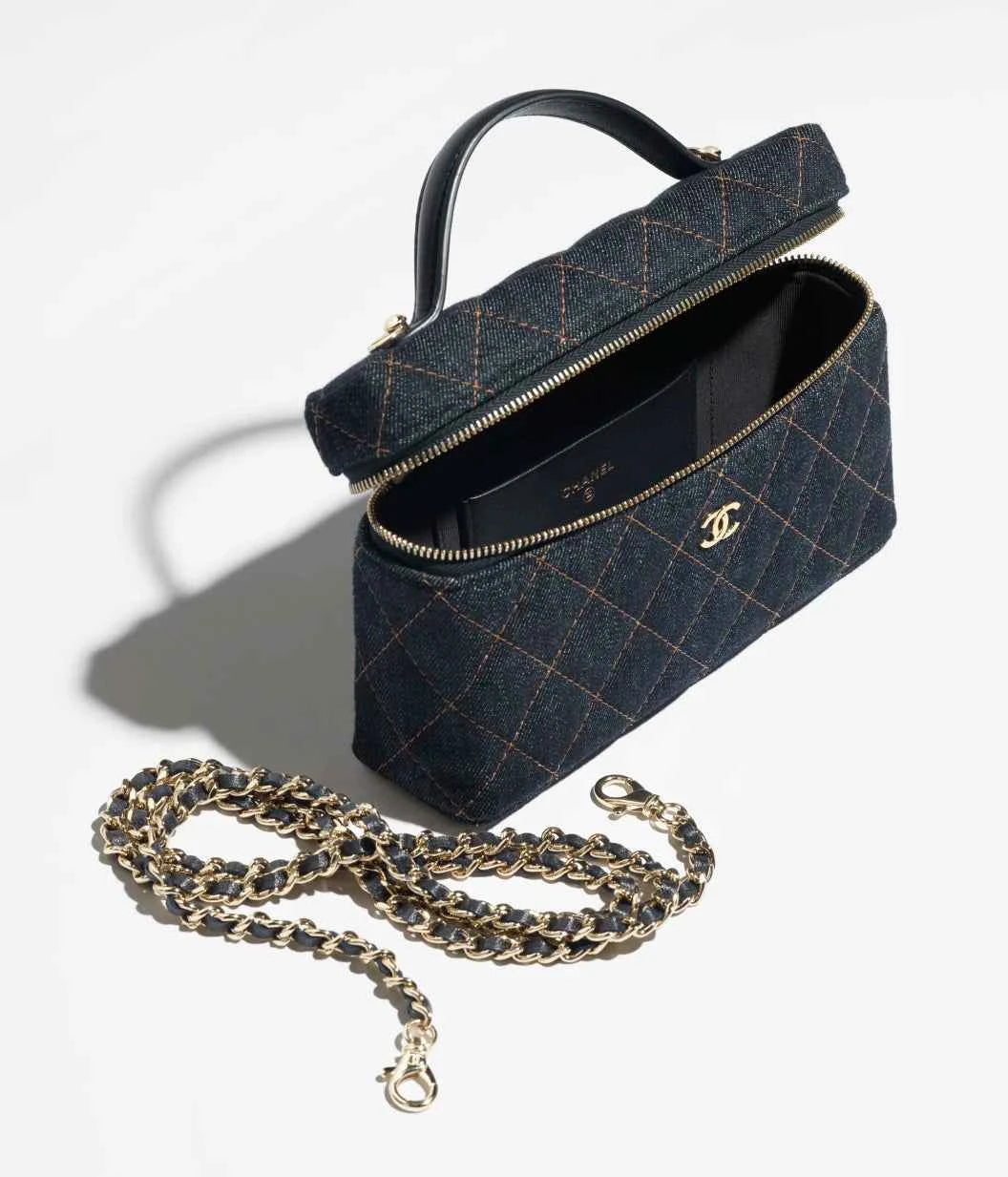 Classic Vanity with Chain