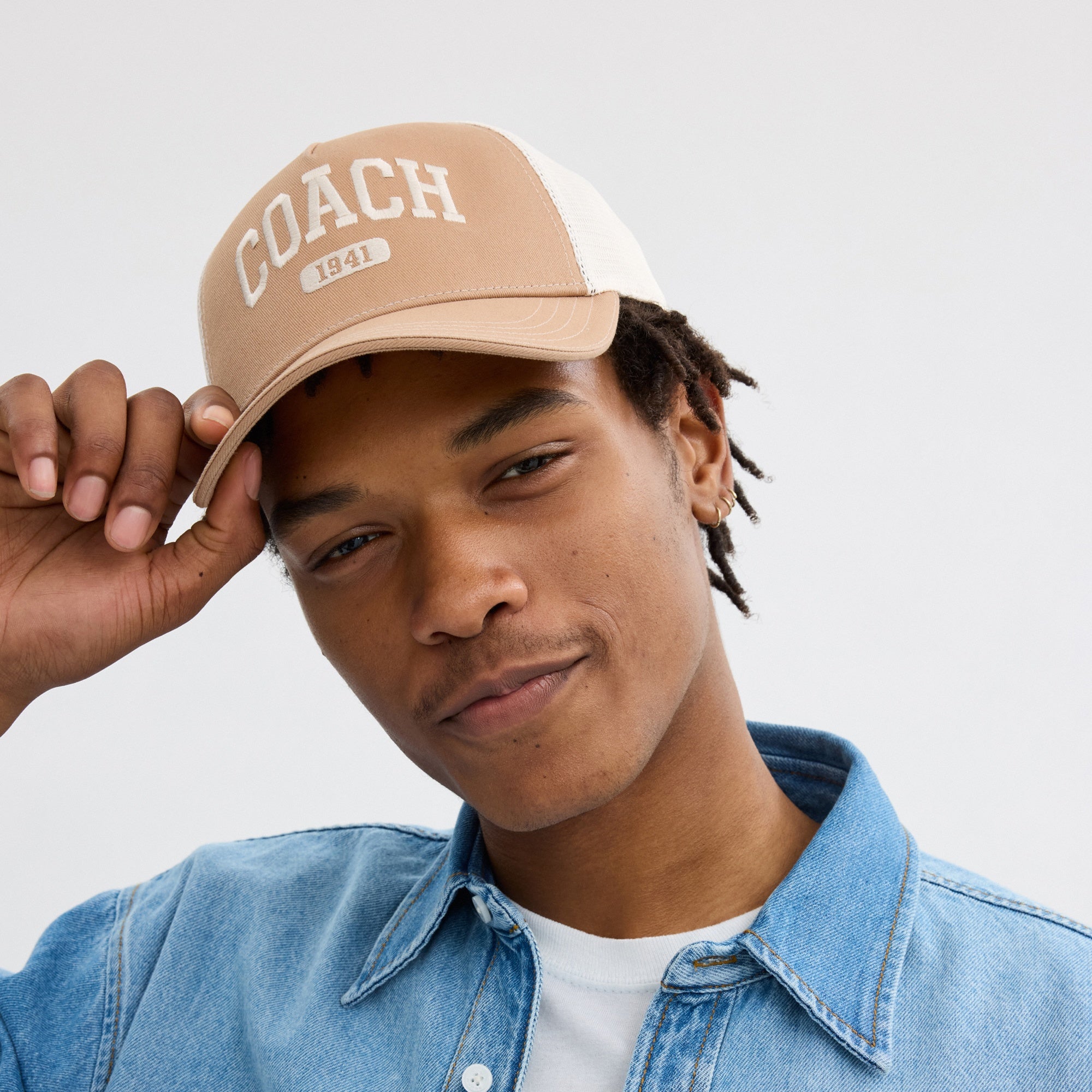 Coach 1941 Embroidered Trucker Hat