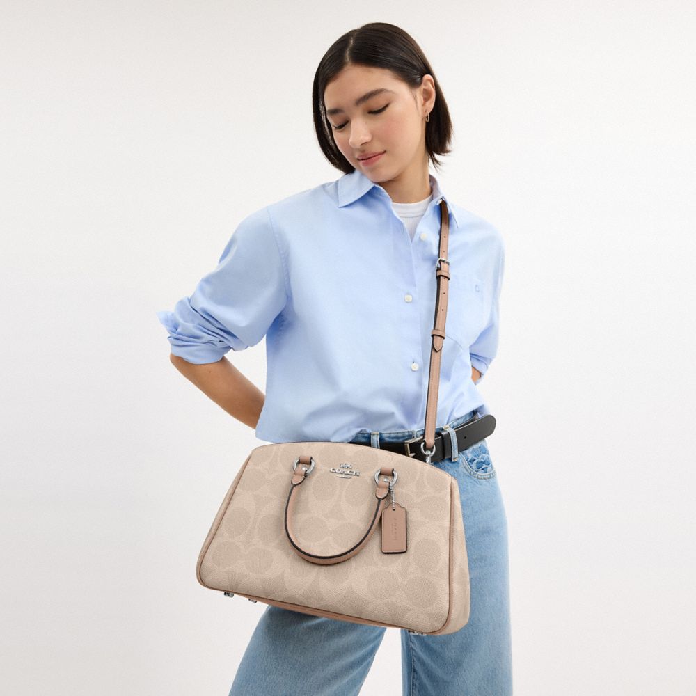 Savannah Carryall Bag In Signature Canvas