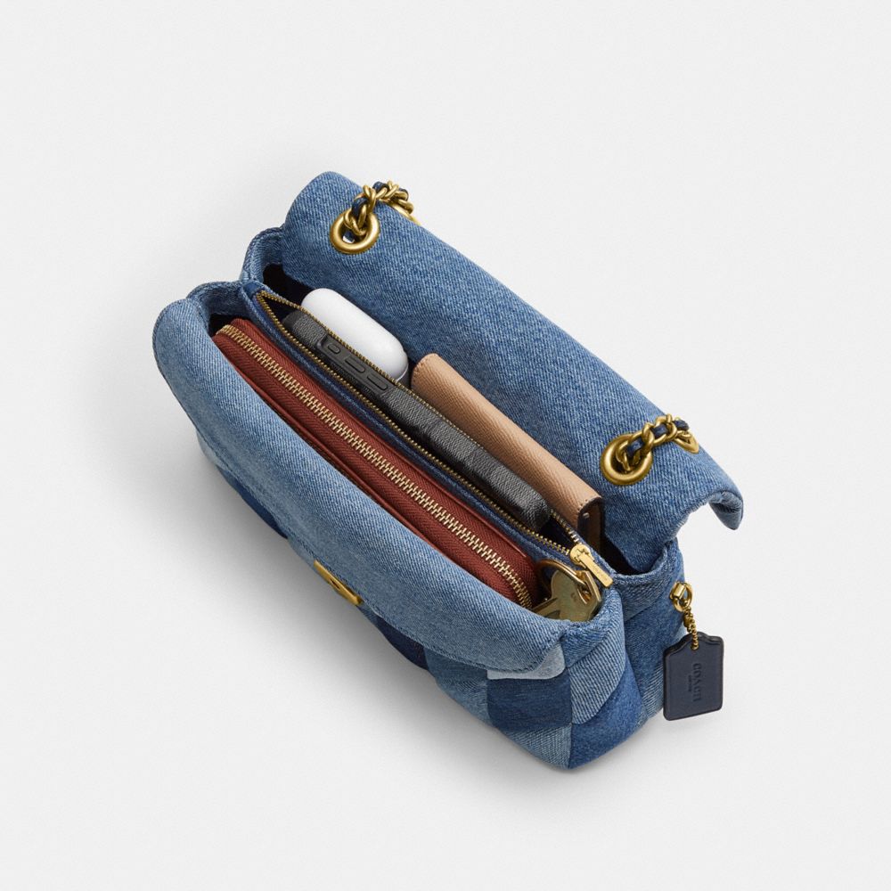 Tabby Shoulder Bag 26 With Patchwork Quilting