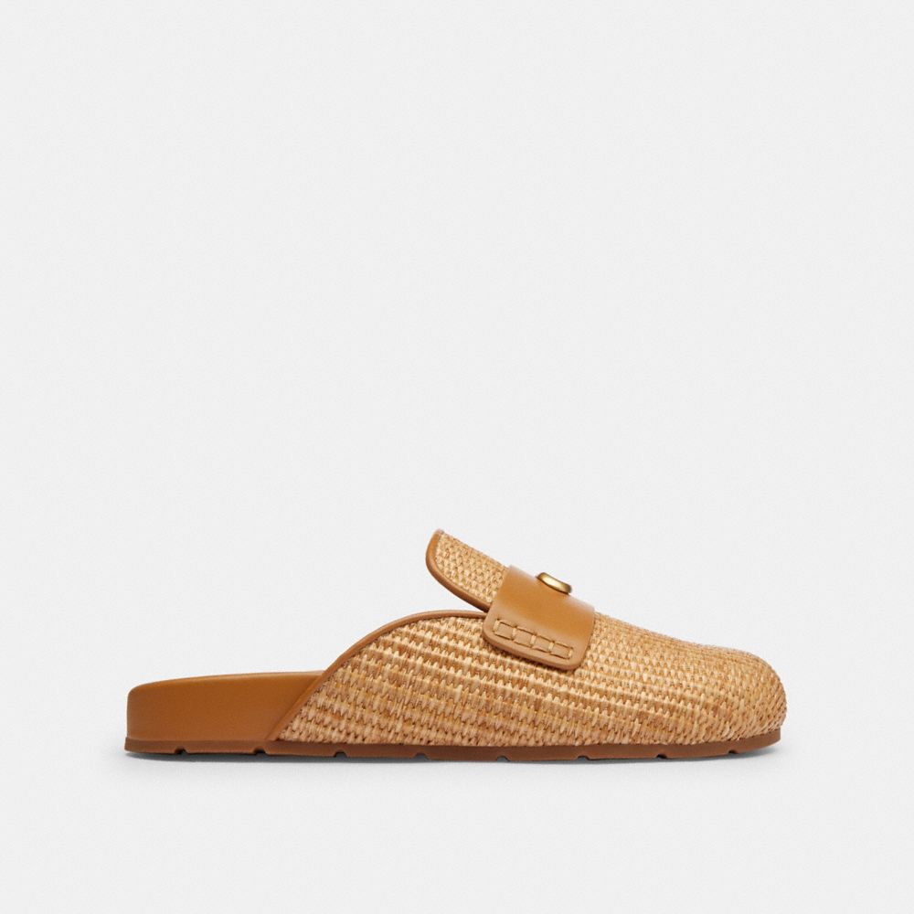 Sculpted C Clog