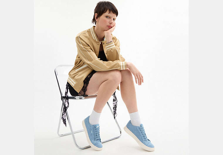 Canvas Sneaker