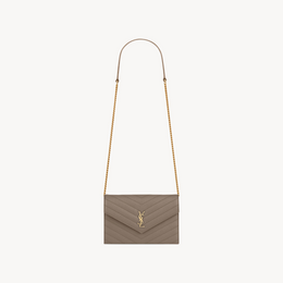CASSANDRE Envelope Chain Wallet in Grain De Poudre leather