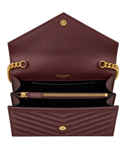CASSANDRE envelope chain wallet in GRAIN DE POUDRE leather