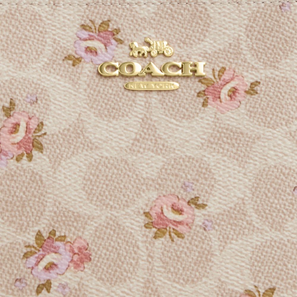 Large Corner Zip Wristlet In Signature Canvas
