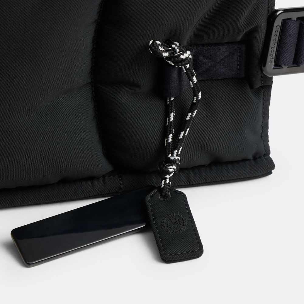 Coachtopia Loop Tote With Wavy Quilting