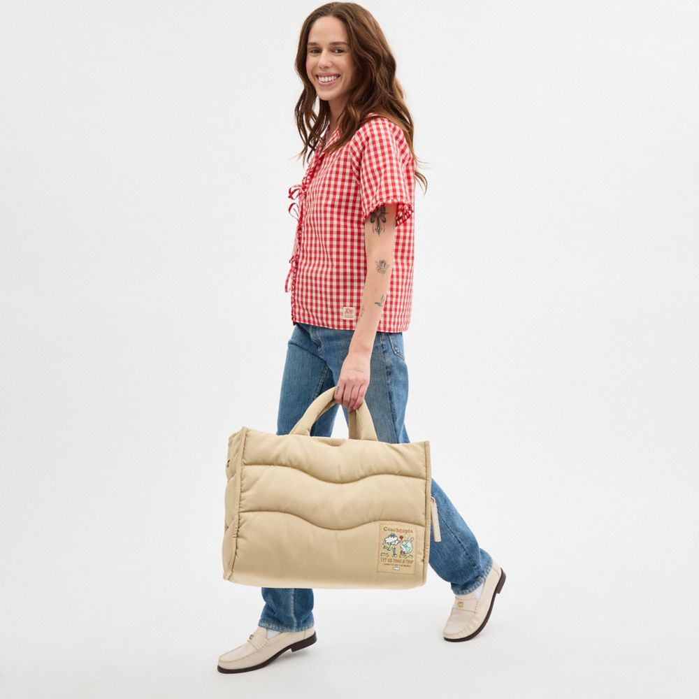 Coachtopia Loop Tote With Wavy Quilting