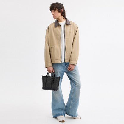 Metropolitan Carryall Bag 22 In Signature Canvas