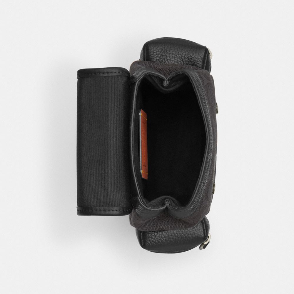 Sprint Sling Pack In Signature Jacquard