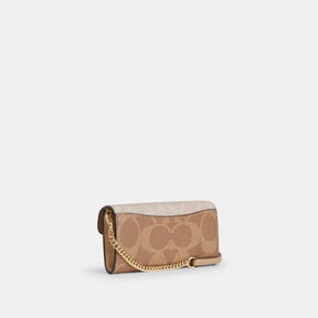 Klare Wallet With Chain In Blocked Signature Canvas