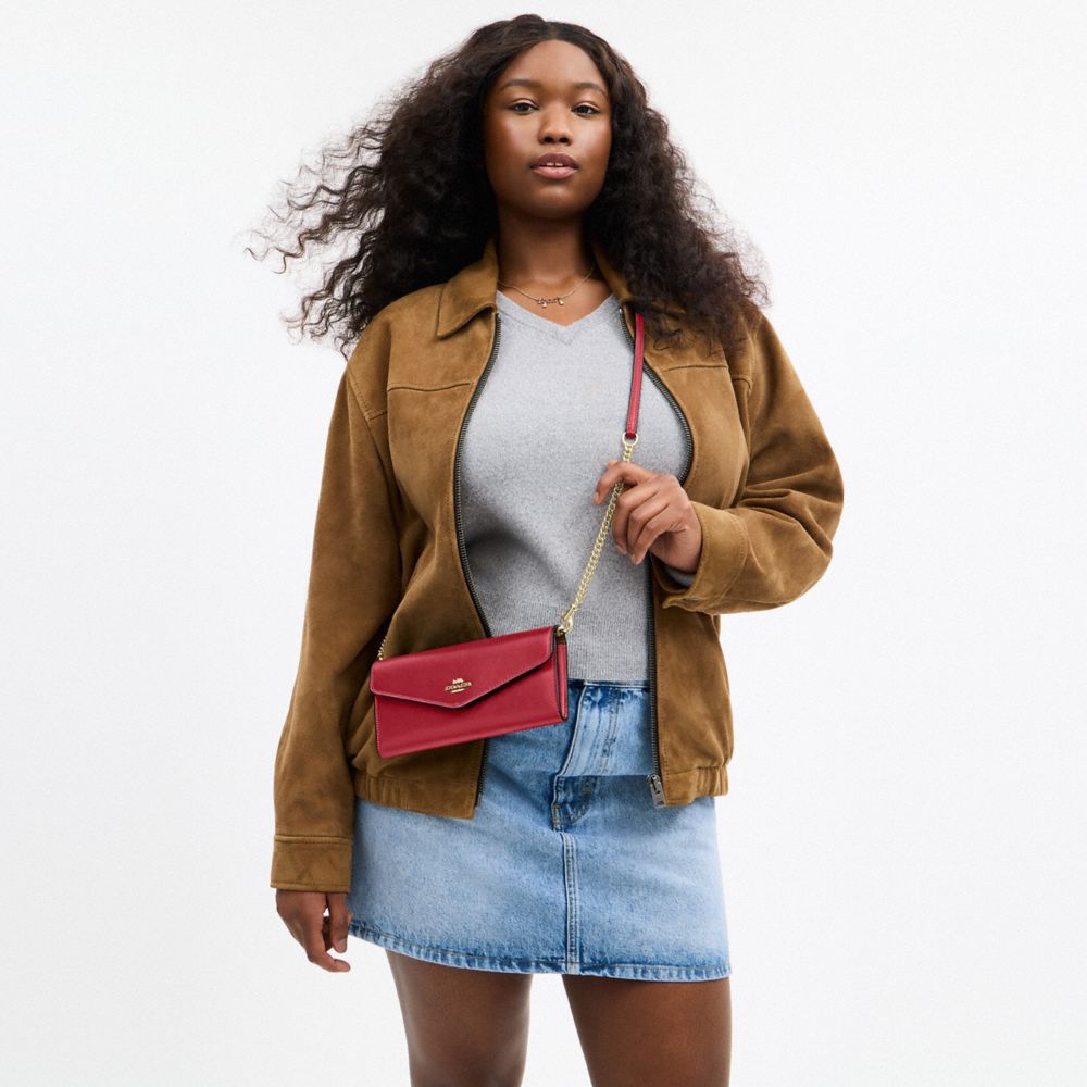 Klare Wallet With Chain