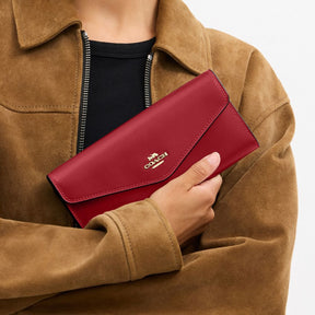 Klare Wallet With Chain