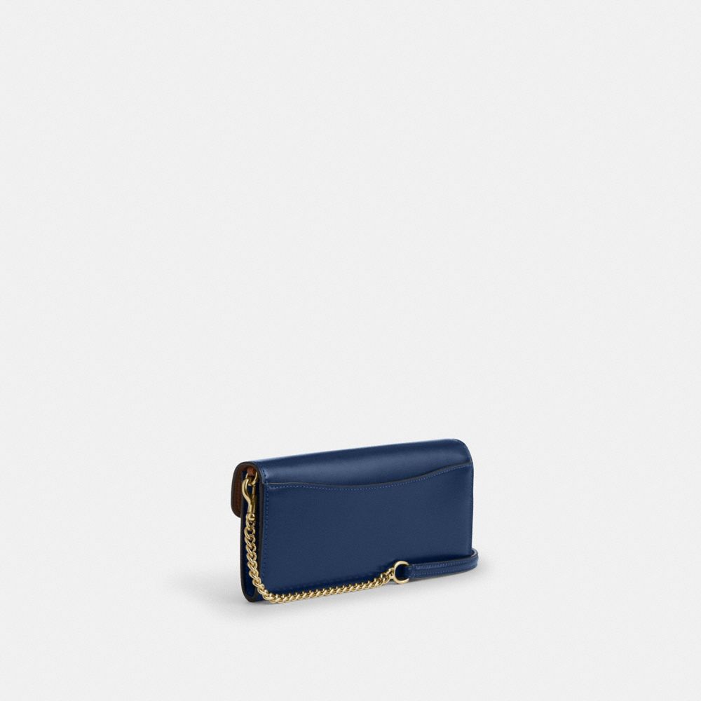 Klare Wallet With Chain