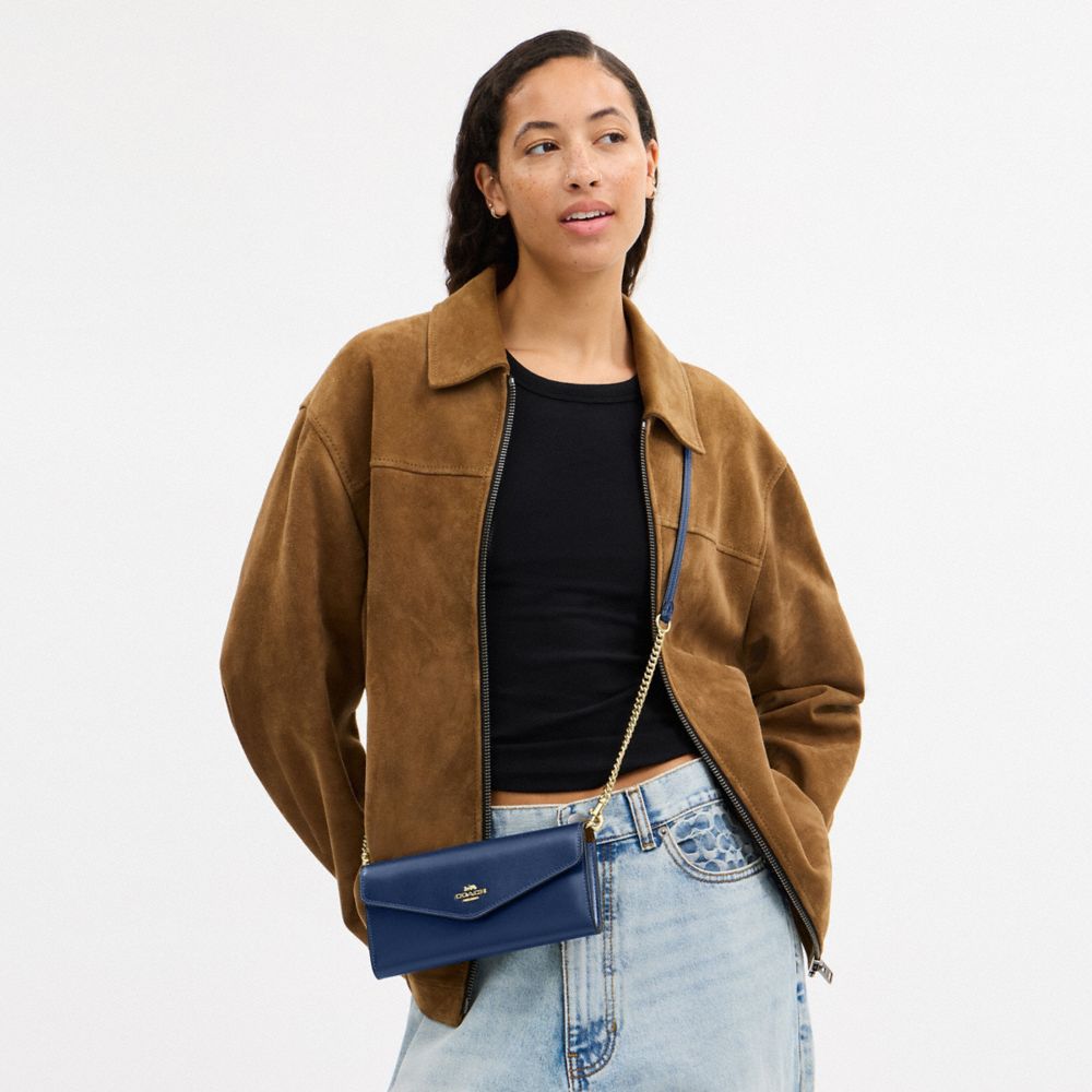 Klare Wallet With Chain