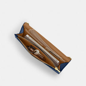 Klare Wallet With Chain