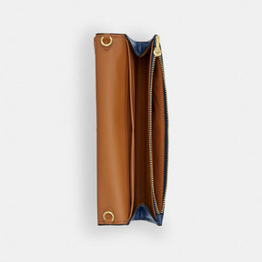 Klare Wallet With Chain