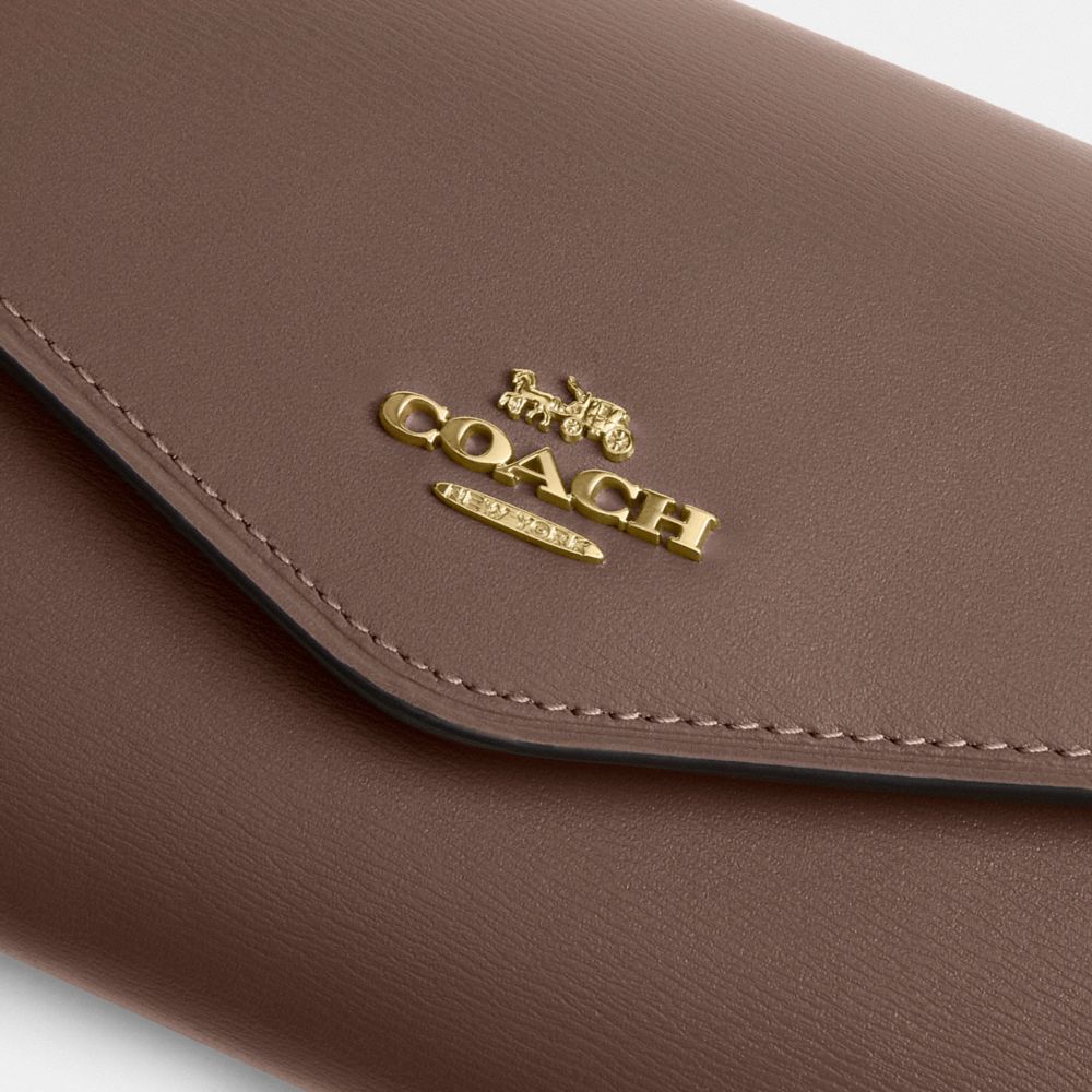 Klare Wallet With Chain