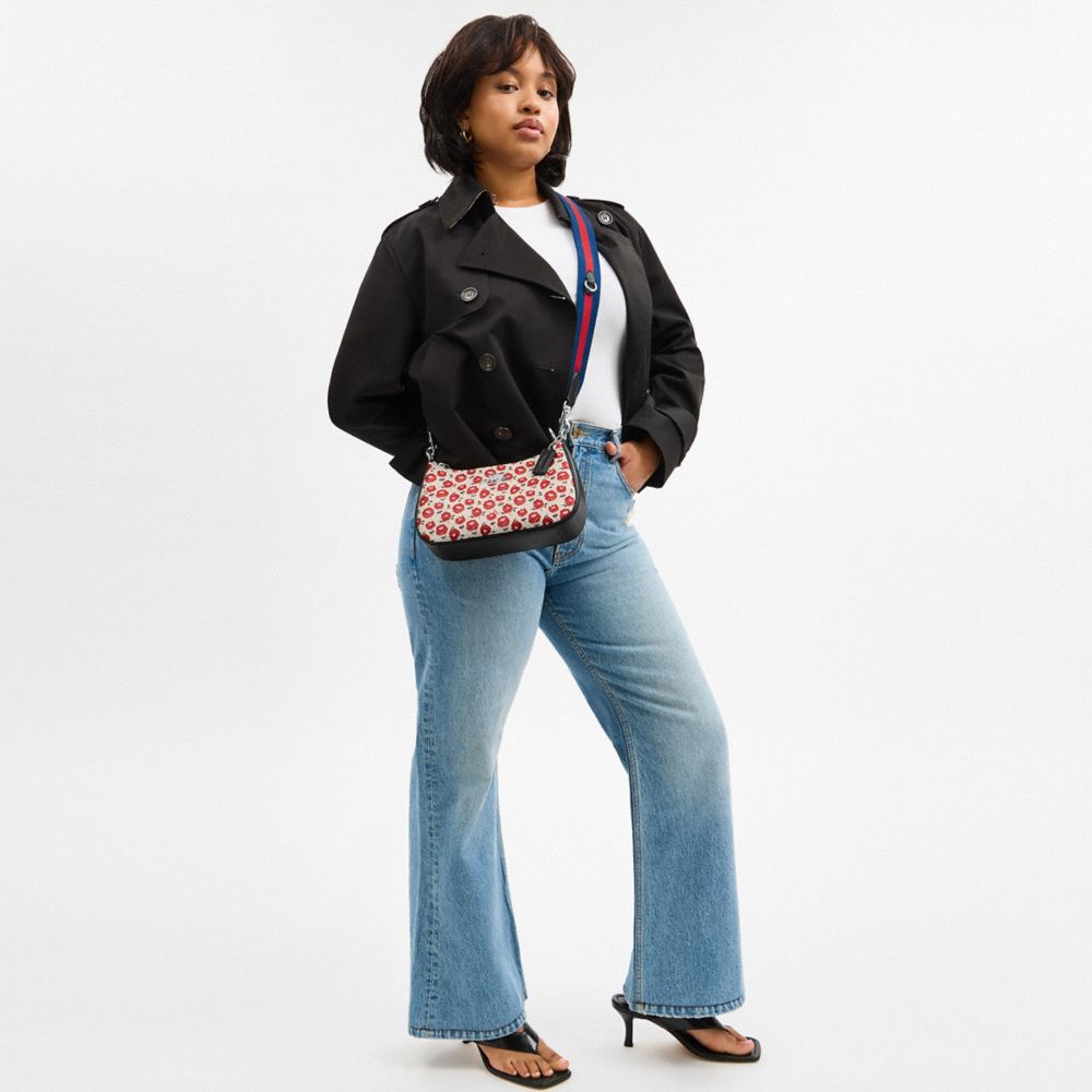 Teri Shoulder Bag With Floral Print