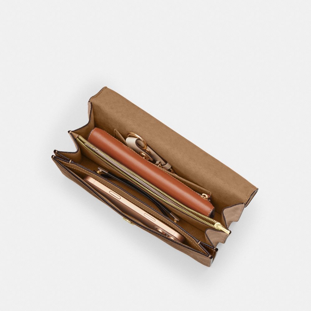 Klare Envelope Crossbody Bag In Blocked Signature Canvas