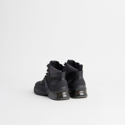 Restored Citysole Hiker