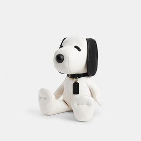 Coach X Peanuts Snoopy Collectible