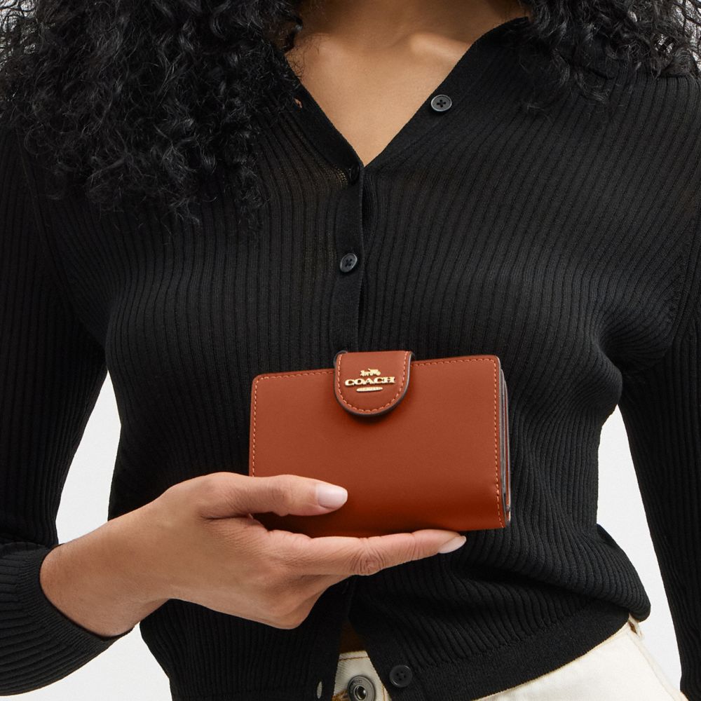 Medium Corner Zip Wallet In Loved Leather