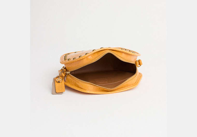 Reloved Zip Geometric Pouch In Alligator